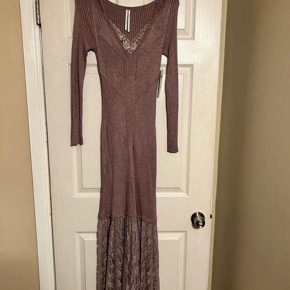 NWT Anthropologie V-Neck Lace Twofer Sweater Dress - Picture 6 of 10